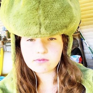 Meet your Posher, Ariah